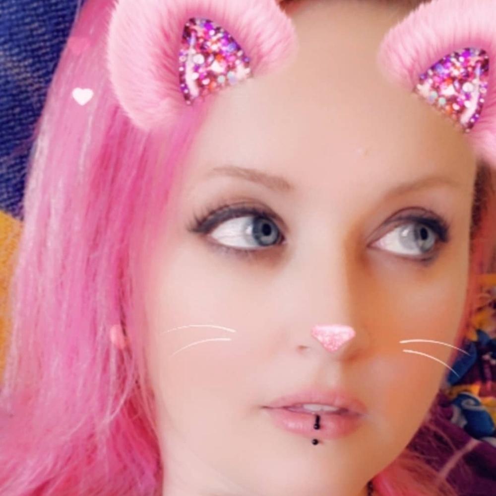 Meet your Posher, Lacy